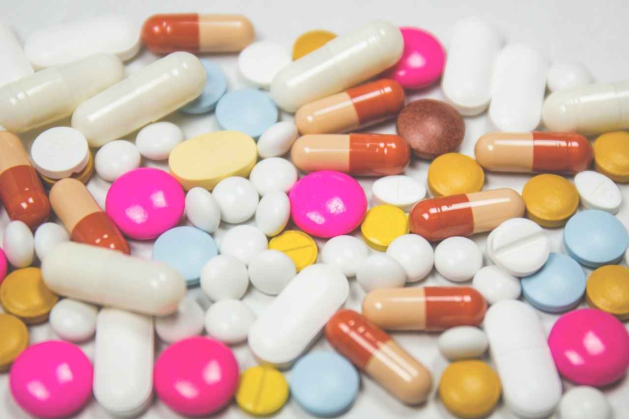 Cost Comparison: Domestic vs. International Clinics