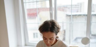 Post-Transplant Massage Techniques For The Scalp: Ultimate Guide