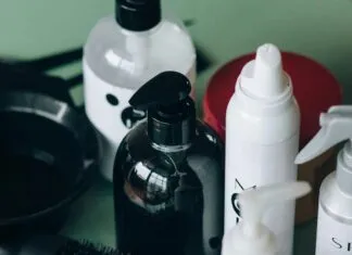 Is It Safe To Use Hair Gel After A Transplant? Expert Insights